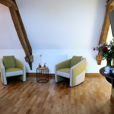 Safraniere De La Venelle Du Moulin Bed & Breakfast Jort Luaran gambar