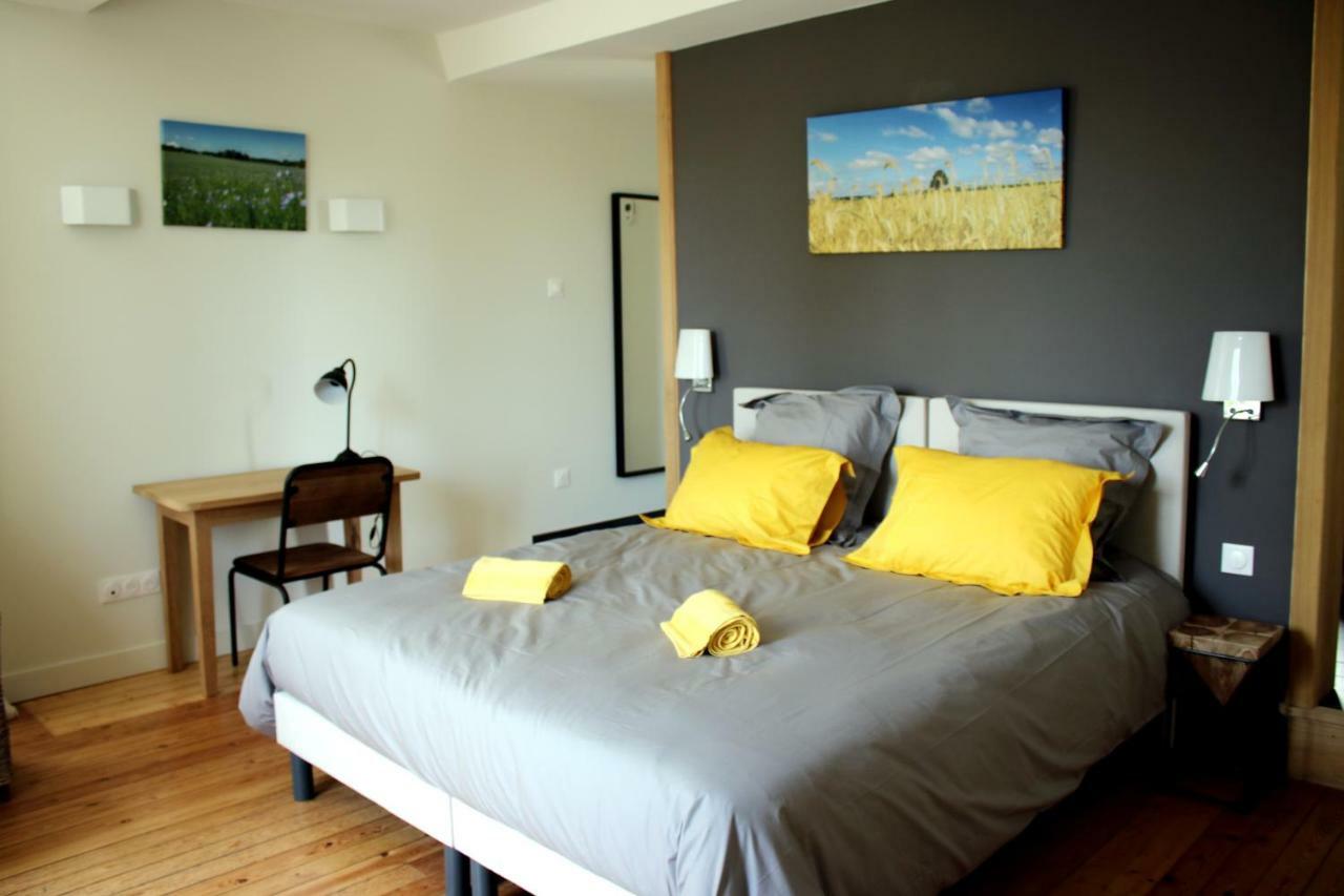 Safraniere De La Venelle Du Moulin Bed & Breakfast Jort Luaran gambar