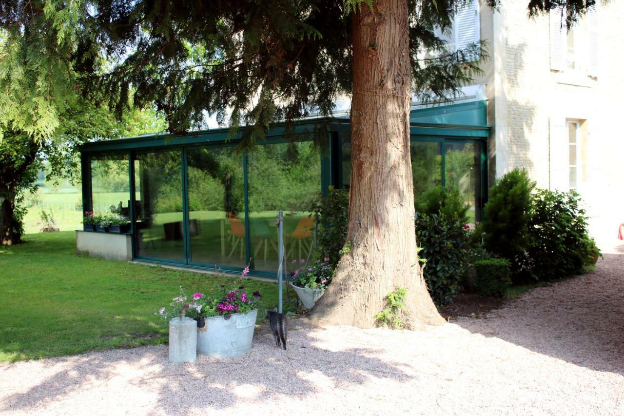 Safraniere De La Venelle Du Moulin Bed & Breakfast Jort Luaran gambar